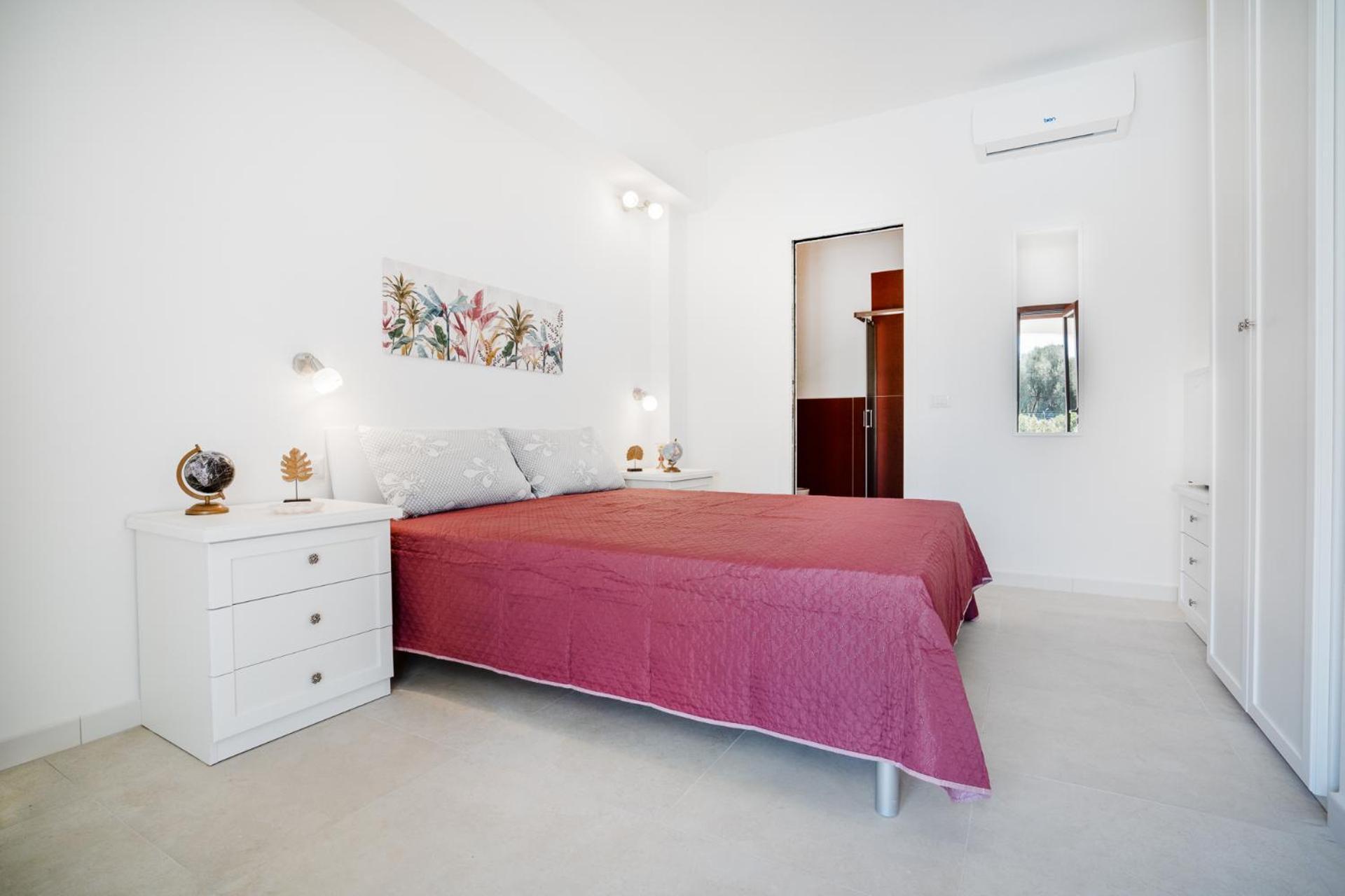 Ambra Holiday Rooms - Rooms & Beach ซาน เตโอโดโร ภายนอก รูปภาพ