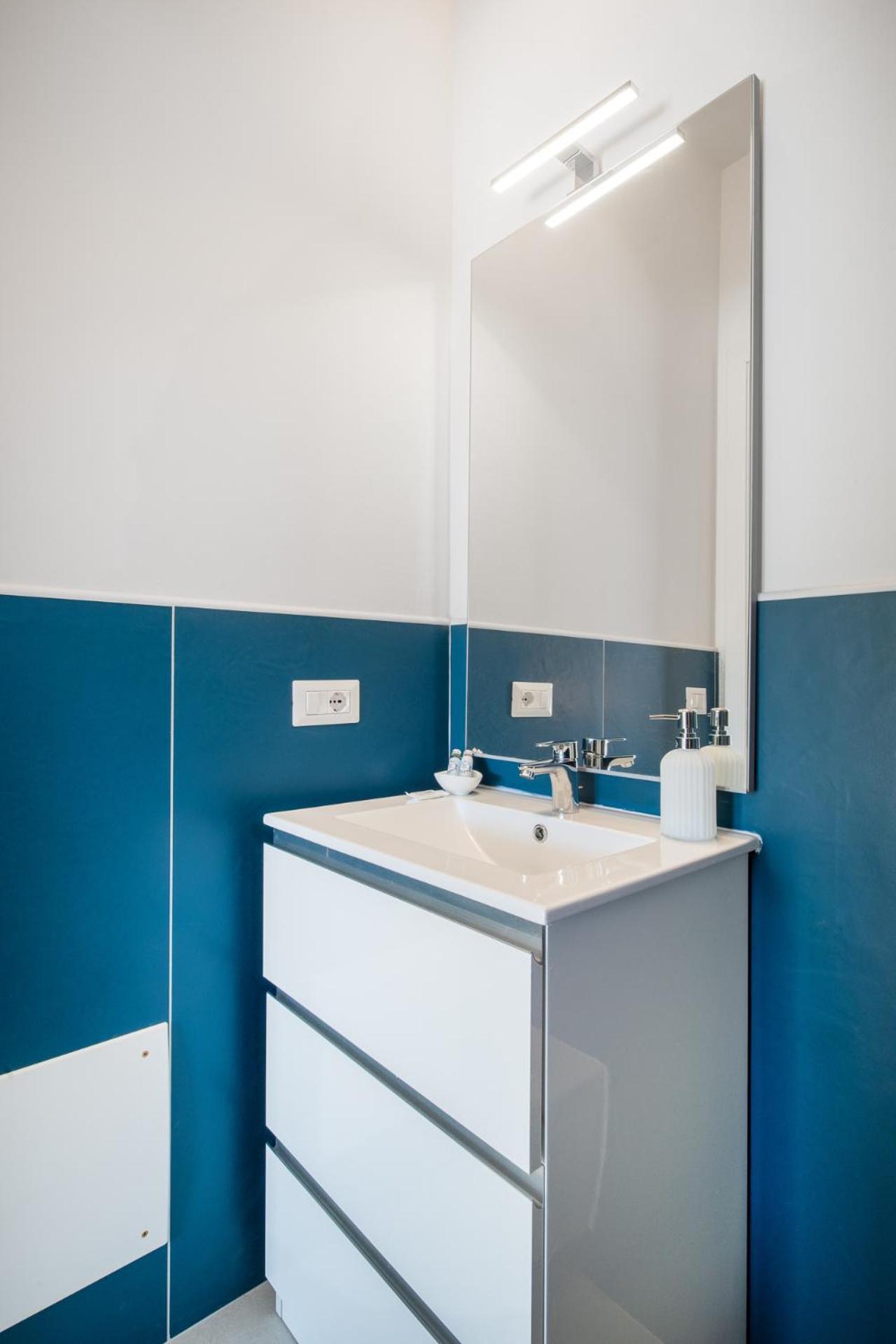 Ambra Holiday Rooms - Rooms & Beach ซาน เตโอโดโร ภายนอก รูปภาพ